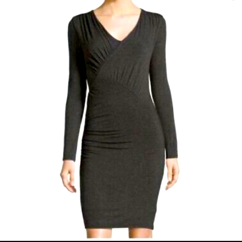 LAUNDRY by Shelli Segal Gray Asymmetrical Ruched Long Sleeve Knit Dress